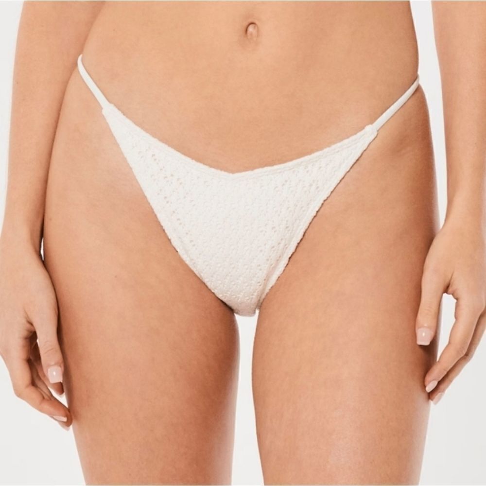 Hollister Crochet Off White High Leg Cheeky Bikini Bottom - Picture 3 of 16